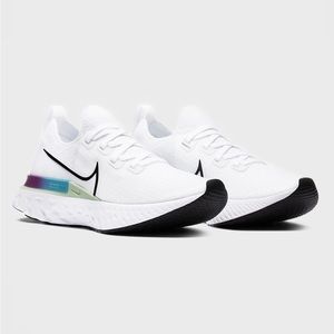 ✨Sold✨ Nike Infinity React Flyknit White Vapor Green